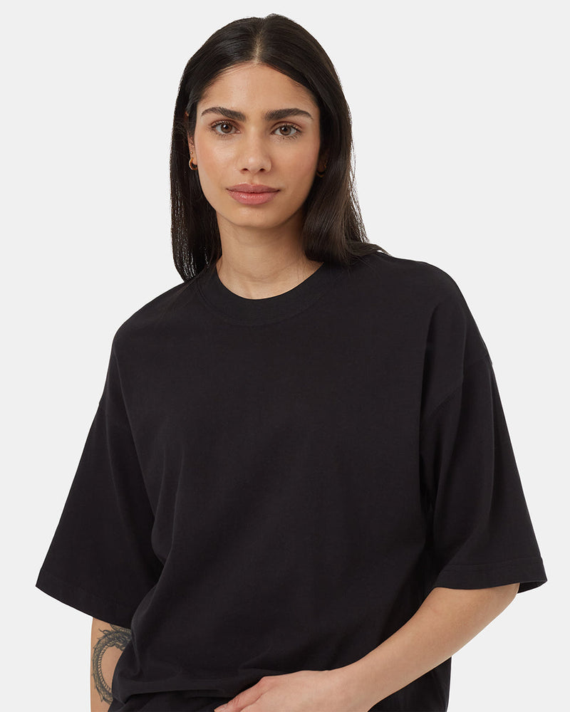 Black-Organic-Cotton-Crew-Neck-Oversized-Shortsleeve-T-Shirt