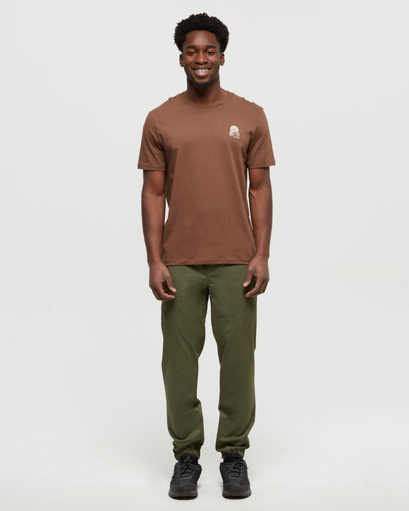 Brown-Crew-Neck-Graphic-Shortsleeve-T-Shirt