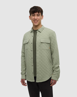 Green-Quilt-Knit-Regular-Fit-Set-in-Shirt *Model is 6'1.5", wearing size M
