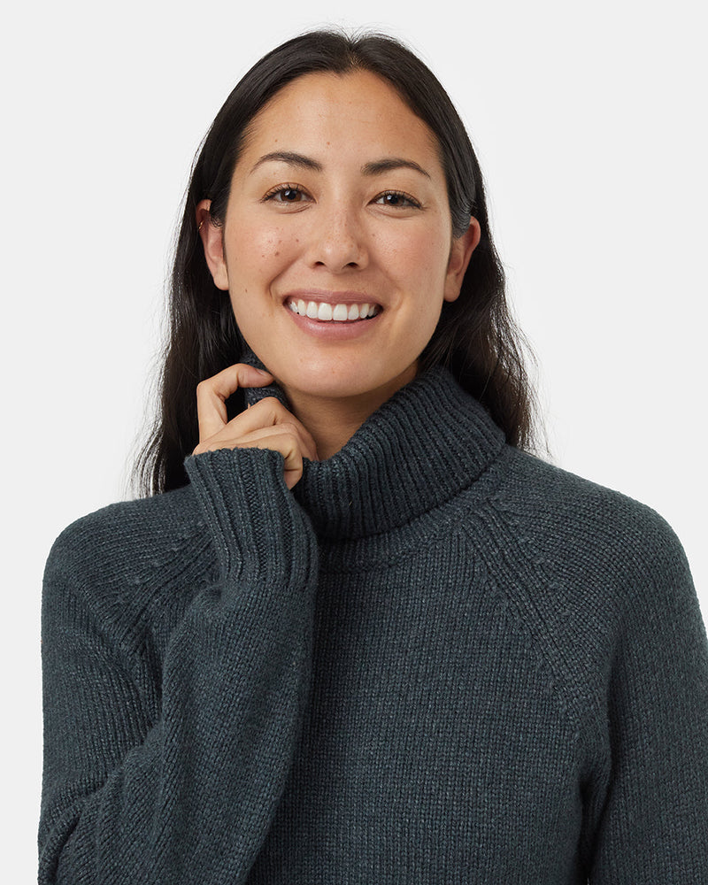 Green-Women_s-Ribbed-Wool-Turtleneck