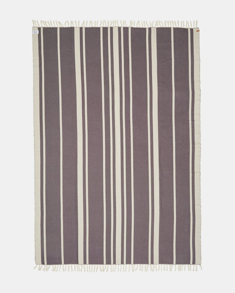 Sustainable_Beach_Blanket